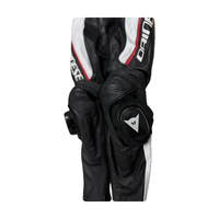 Dainese motosiklet pantolonu - önden görünüm